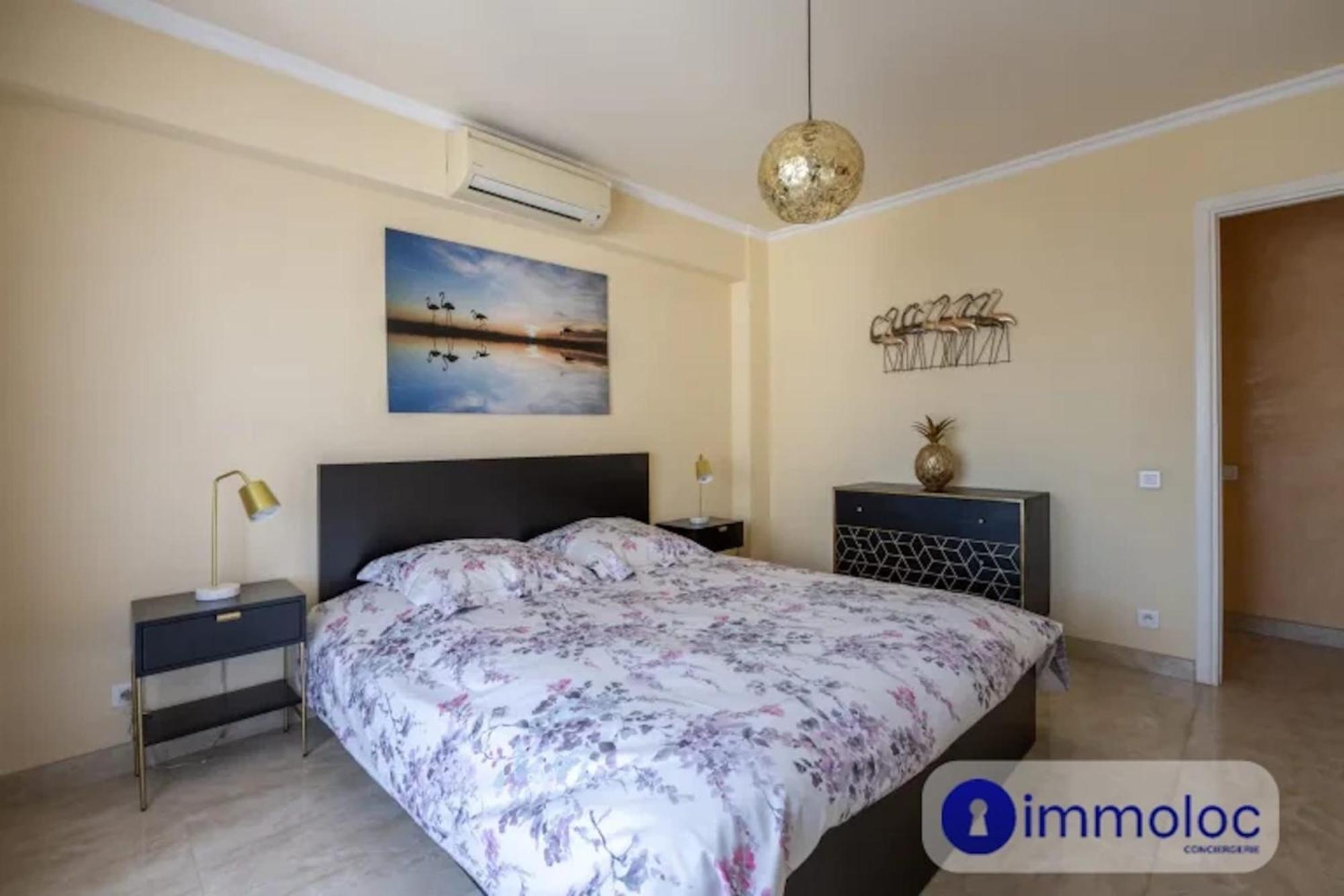 Air-conditioned With Terrace Sea View
